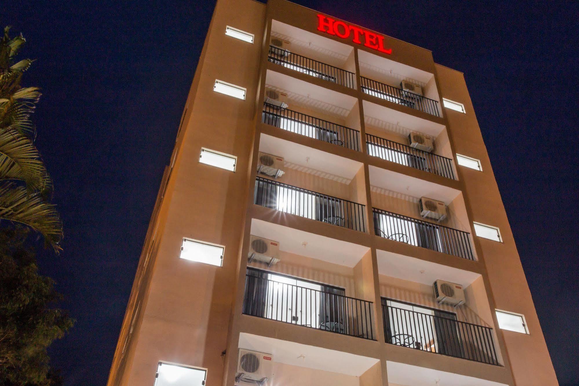 Domum Hotel Pindamonhangaba Exteriér fotografie